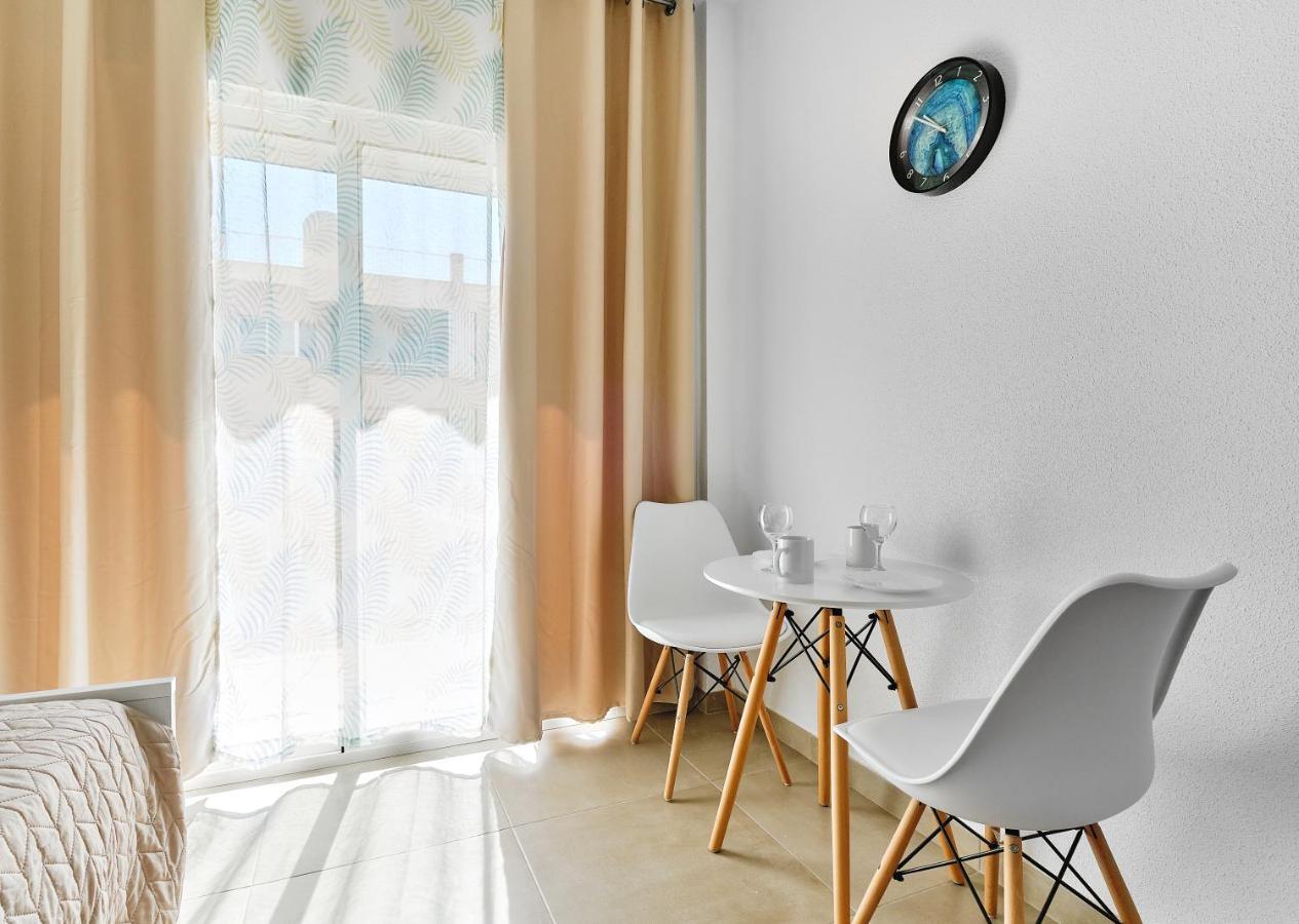 Estudio La Loma Appartamento Torrevieja Esterno foto